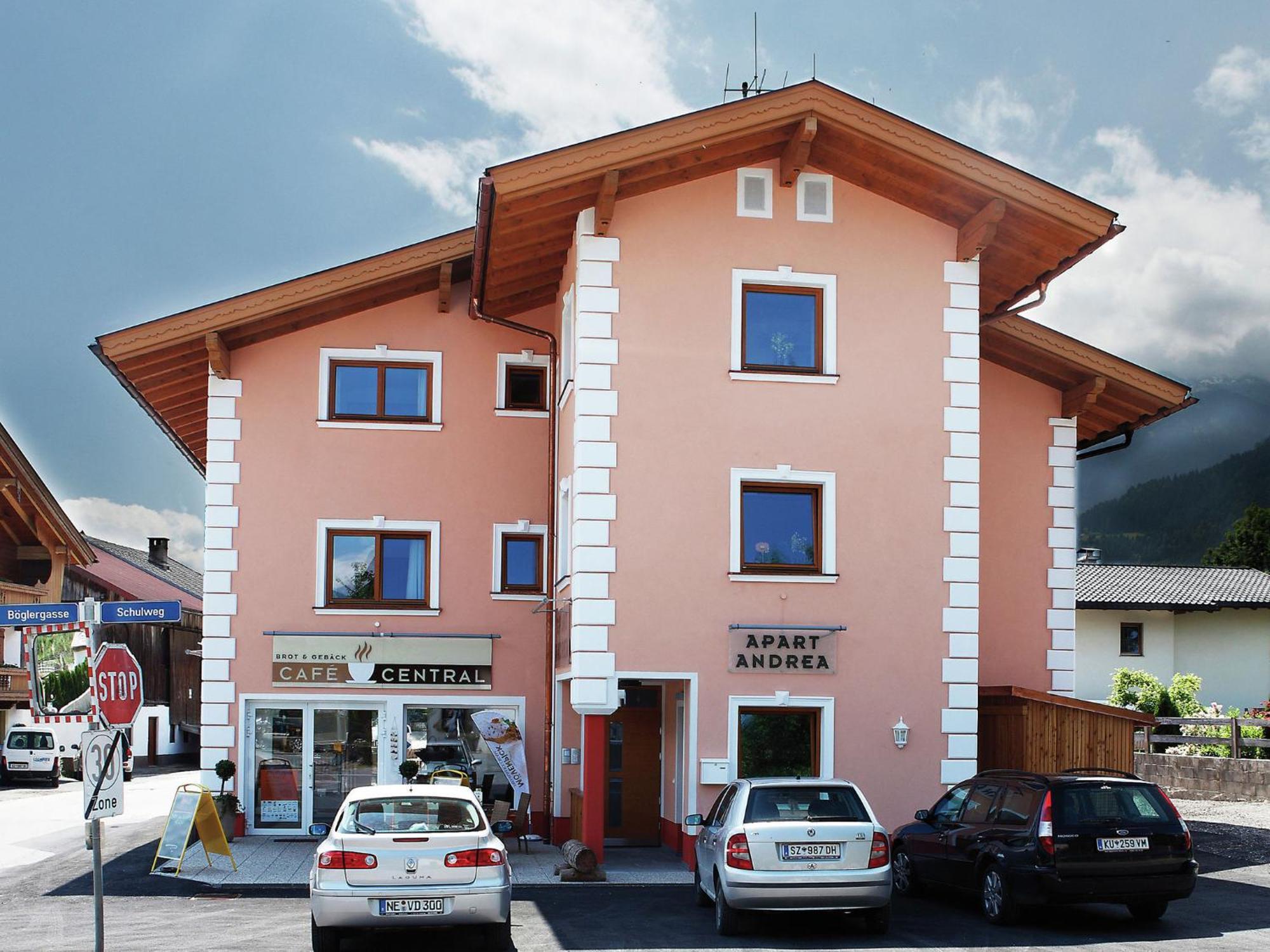 Spacious Apartment in Uderns near Ski Area Exterior foto
