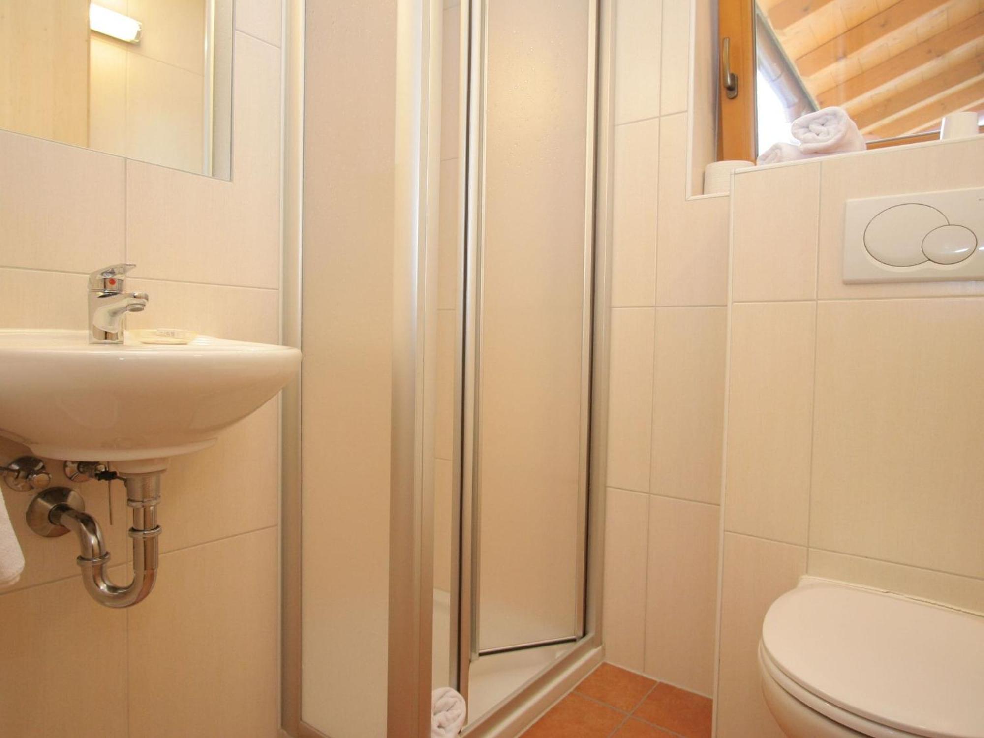 Spacious Apartment in Uderns near Ski Area Exterior foto